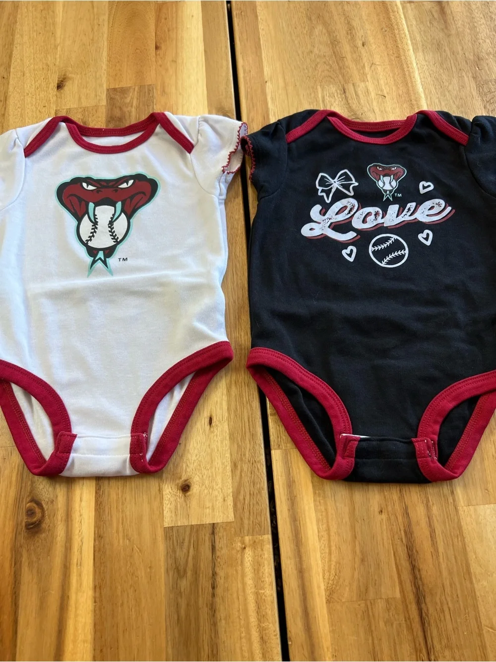 Arizona Diamondbacks MLB Baby Bodysuit Set 2 Pack 3-6 Months Baseball